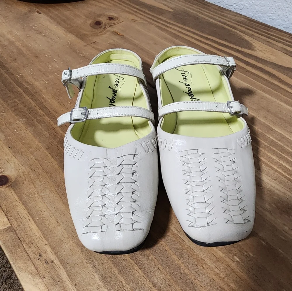 Free People, White, Summer flats, Size 36 - Picture 1 of 6